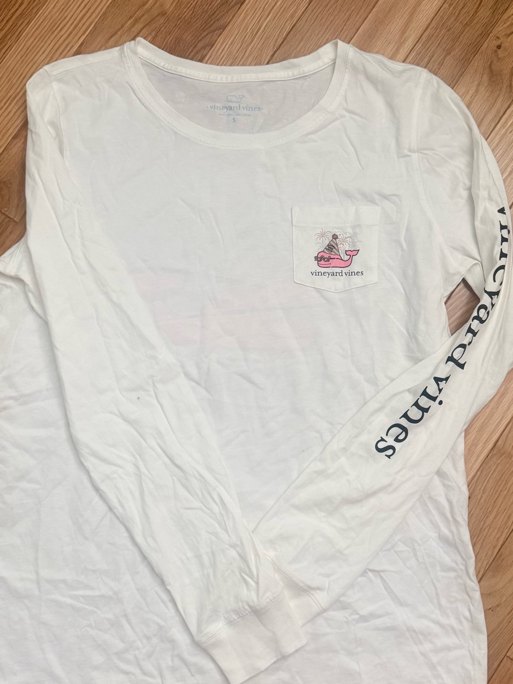 Vineyard Vines White Long Sleeve Tee with New Years Theme